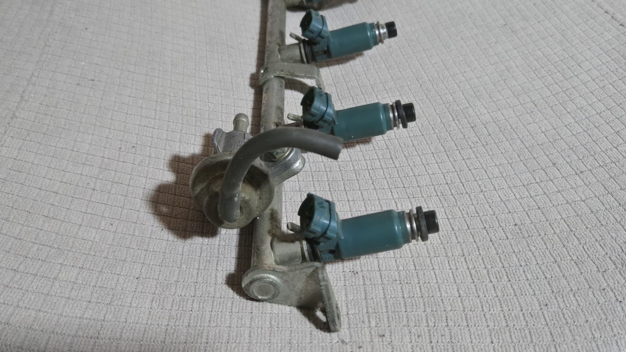 Injectoare cu regulator de presiu Honda cbr 954 din 2003