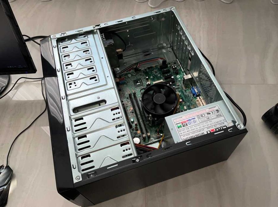 Компьютер i3 ( в нём много игр )