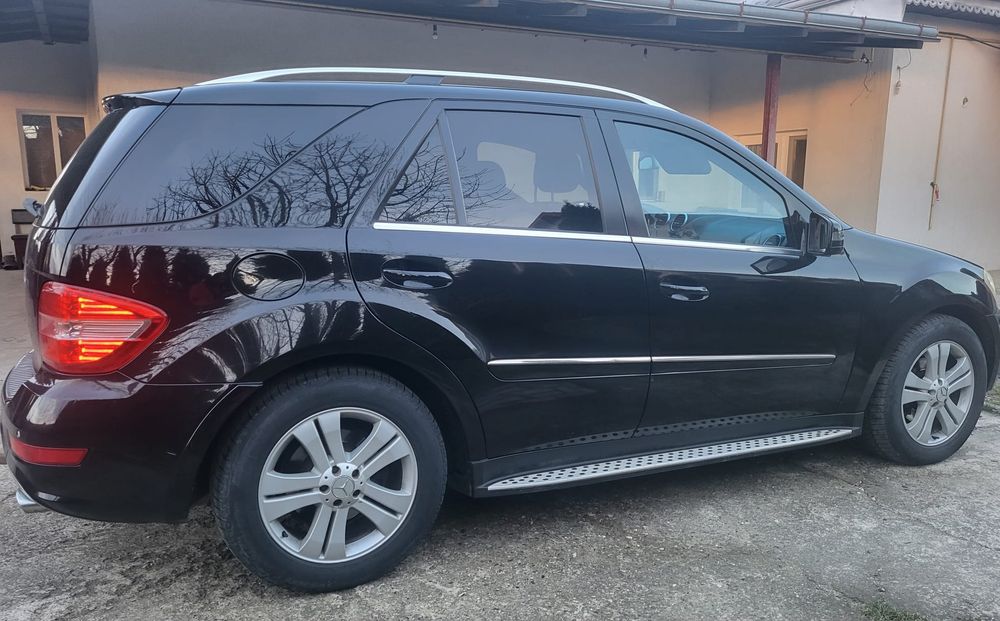 Vând  ML 350 AMG