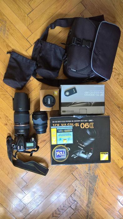 Nikon D90 KIT la cutie