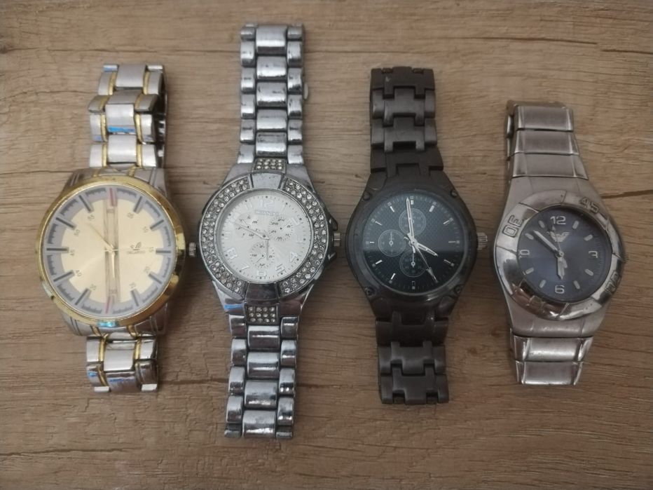 Lot de 18 ceasuri fashion