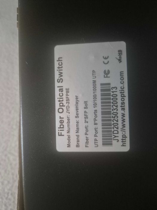 оптичен конвертор 2 x SFP  8 x 10/100/1000M UTP