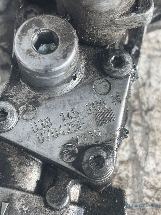 Pompa de vacuum VOLKSWAGEN PASSAT B5.5 1.9 TDI AVB 038145209N