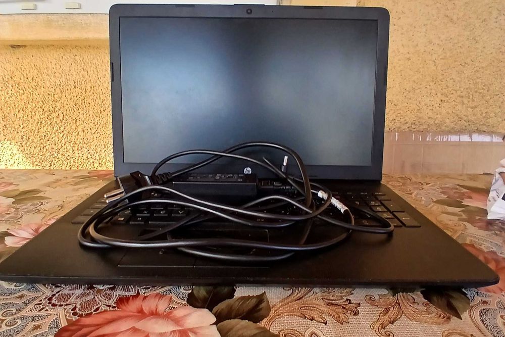 Laptop HP 15-da0xxx / i5-7200U / SSD 240GB / 4GB RAM /