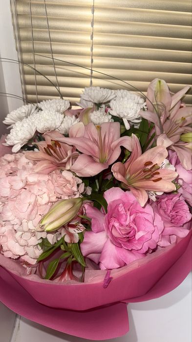 Продам цветы свежие срочно