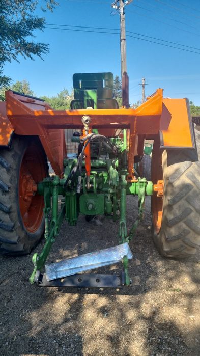 De vinzare tractor U650