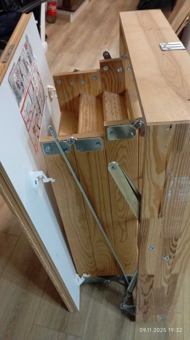 scara mansarda tip FAKRO Komfort