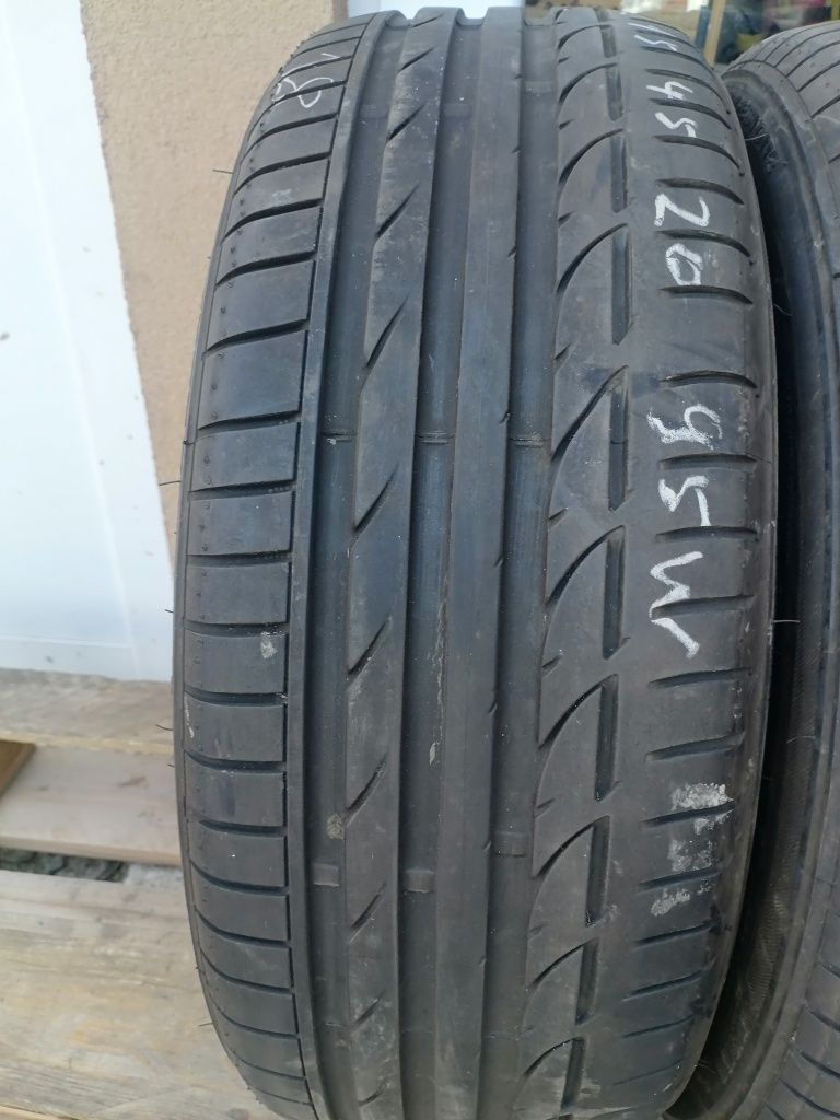 215 45Р 20 96W BRIDGESTONE ДОТ 4718