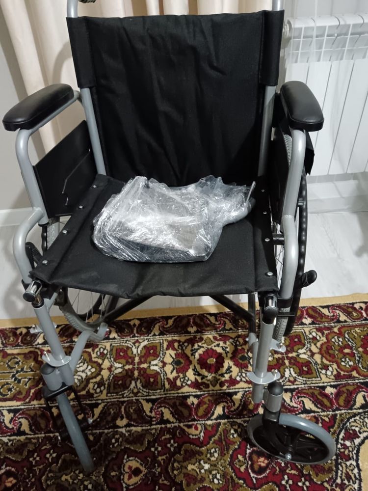 Продам коляски инвалидные