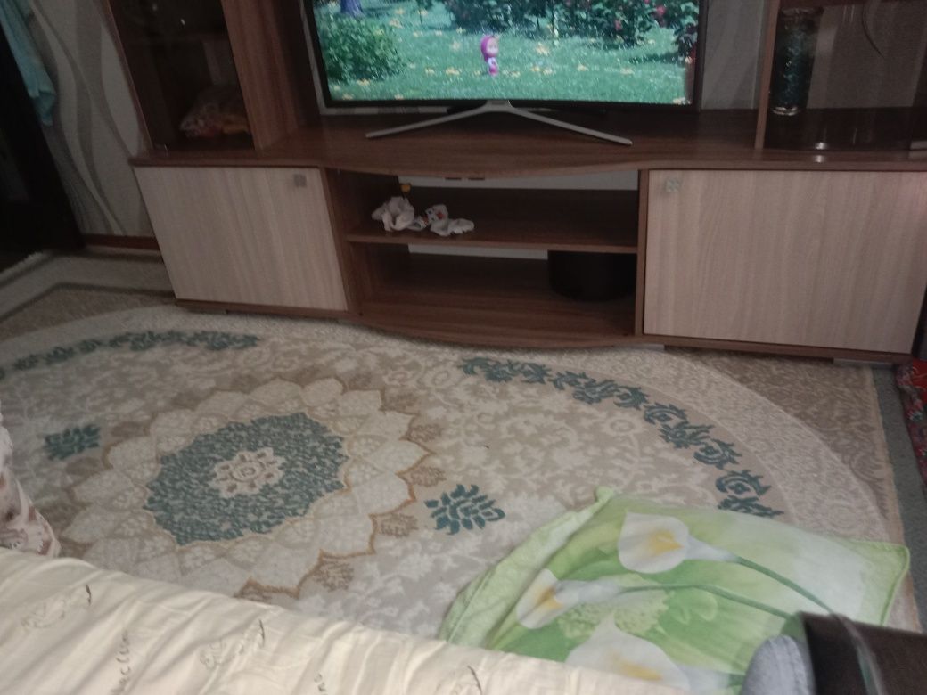 Продается горка для гостиной