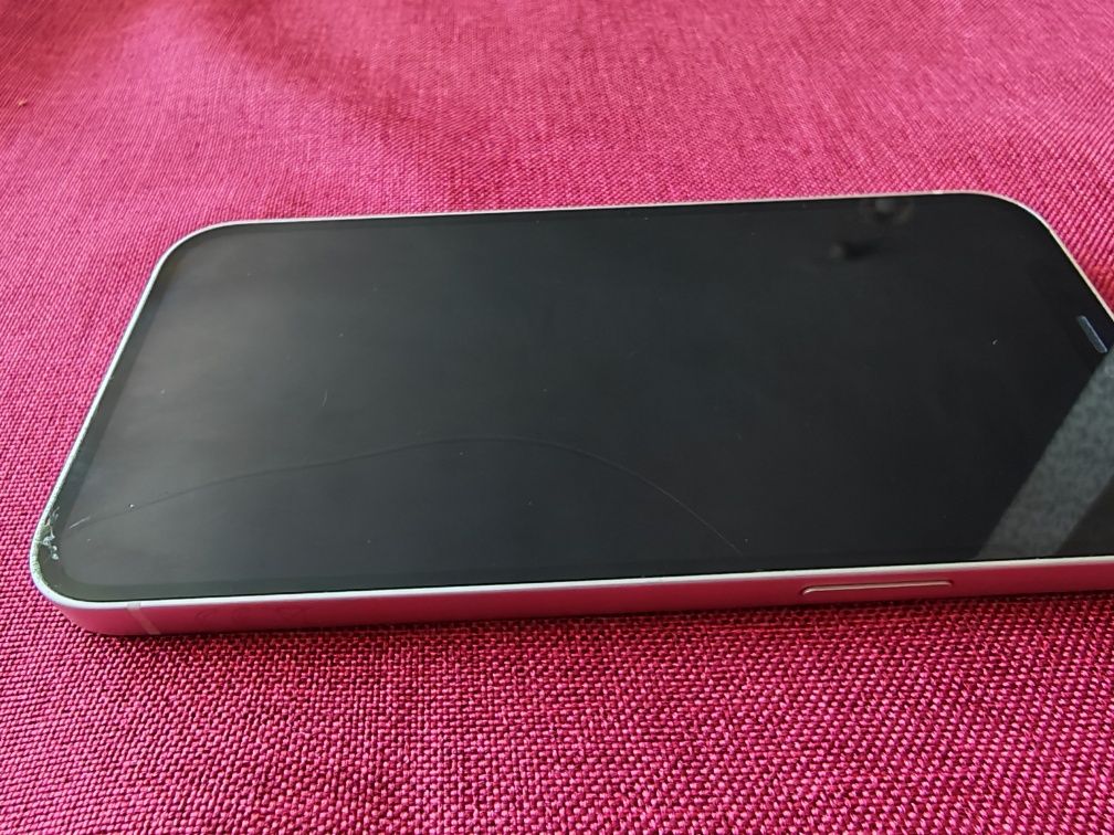 IPhone 12 - 250лв