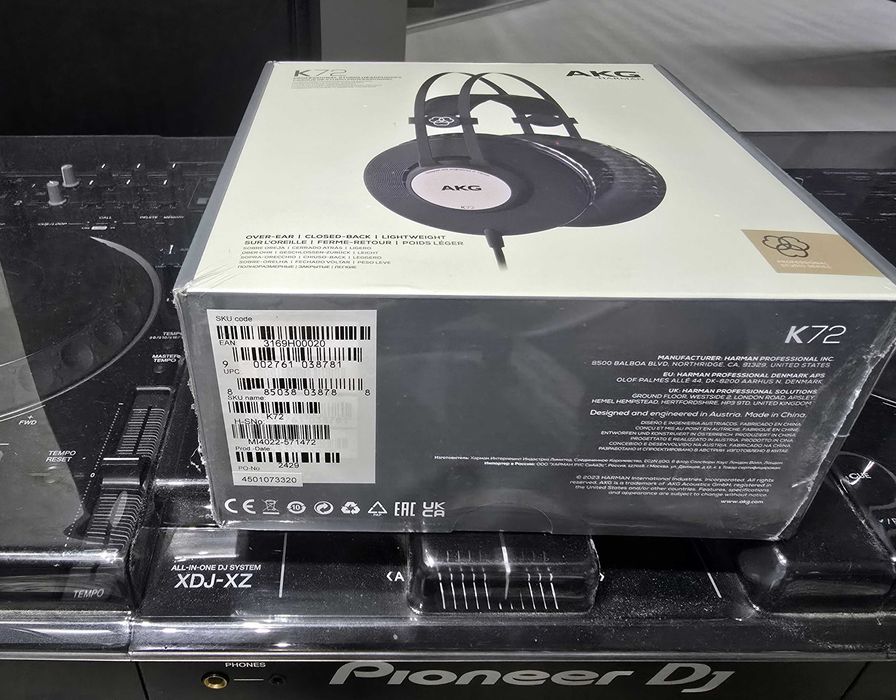 Професионални слушалки AKG K72