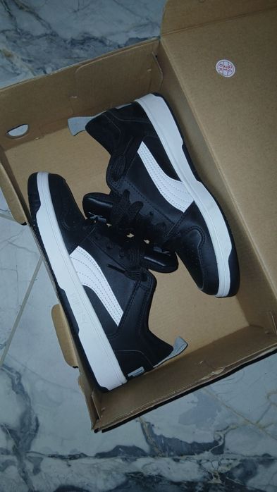 Adidași PUMA mărime 36