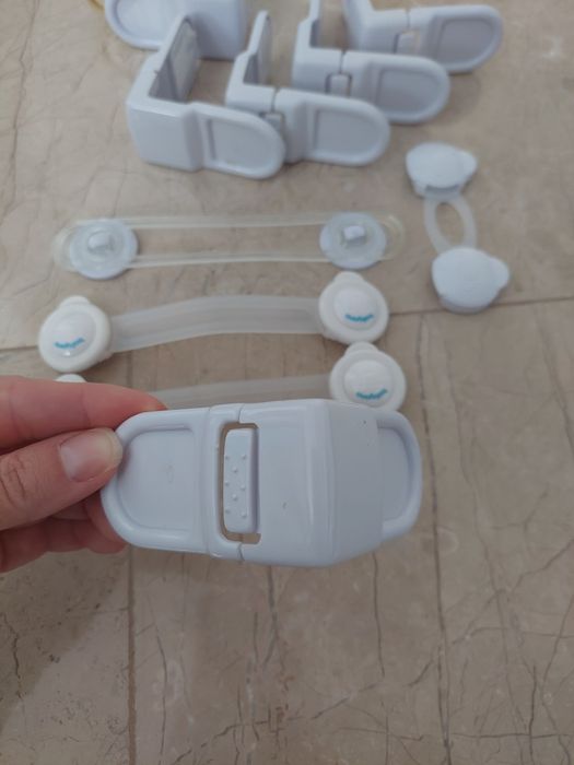 11 sigurante protectie sertare copii