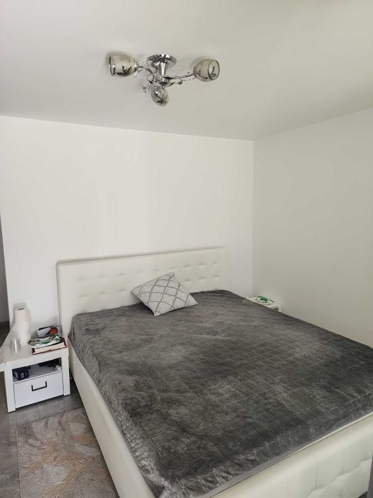 Casa noua stil romanesc - Vicovu de Jos centru - Detalii in anunt