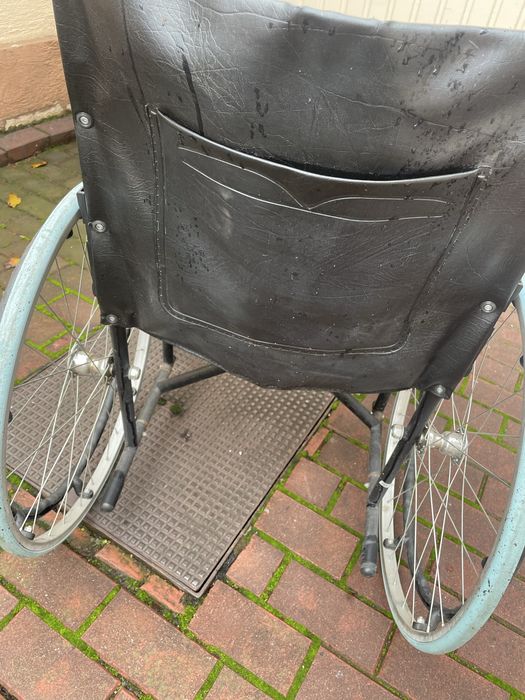 Scaun cu rotile stare bună