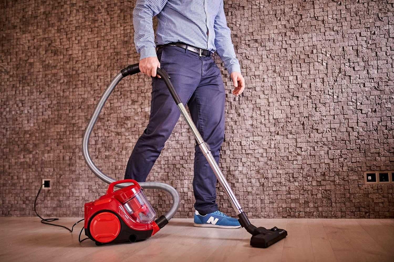 Прахосмукачка без торба Rowenta Swift Power Cyclonic (RO2933EA)Червена