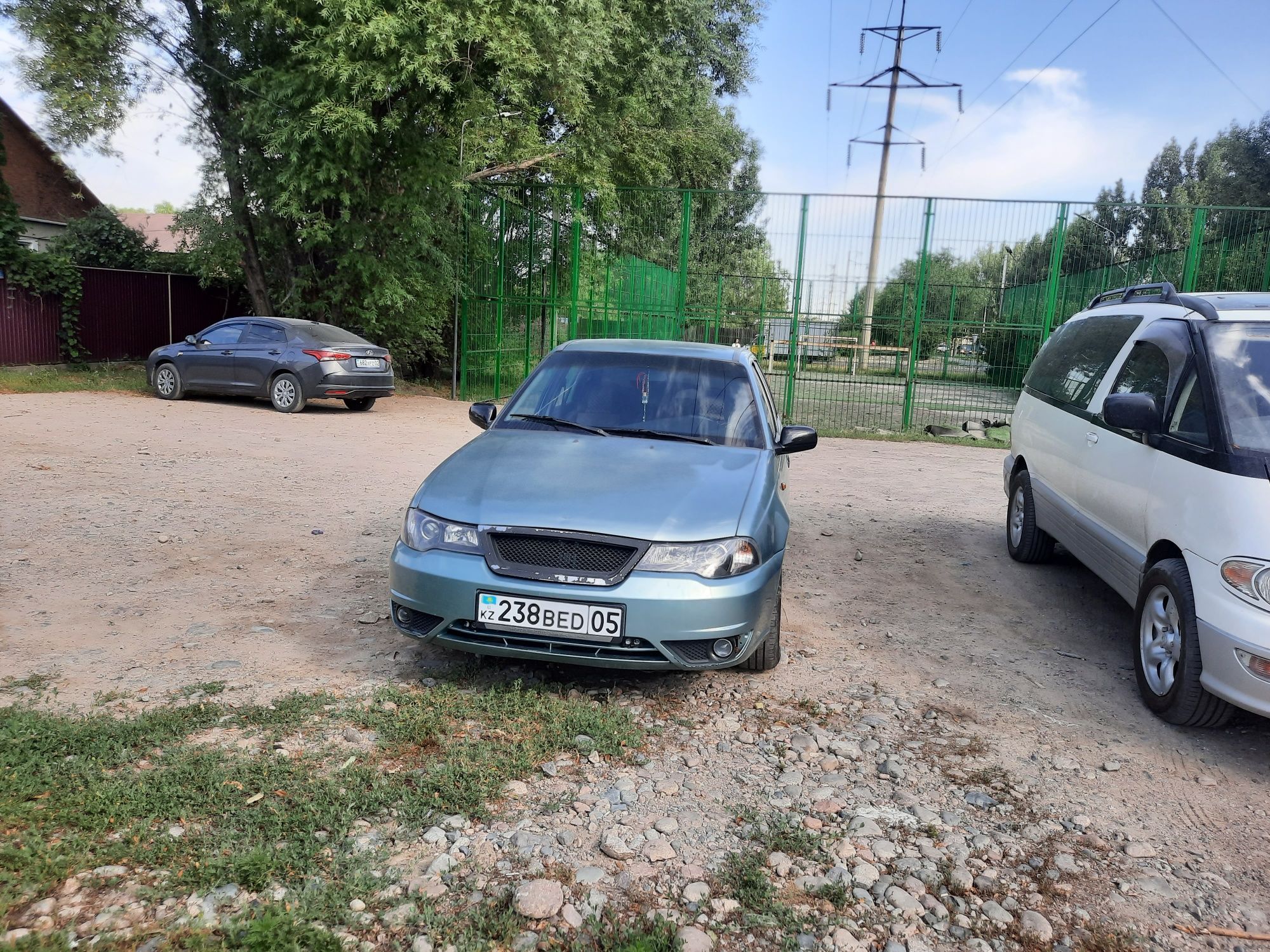 Продам нексию в хорошем состоянии