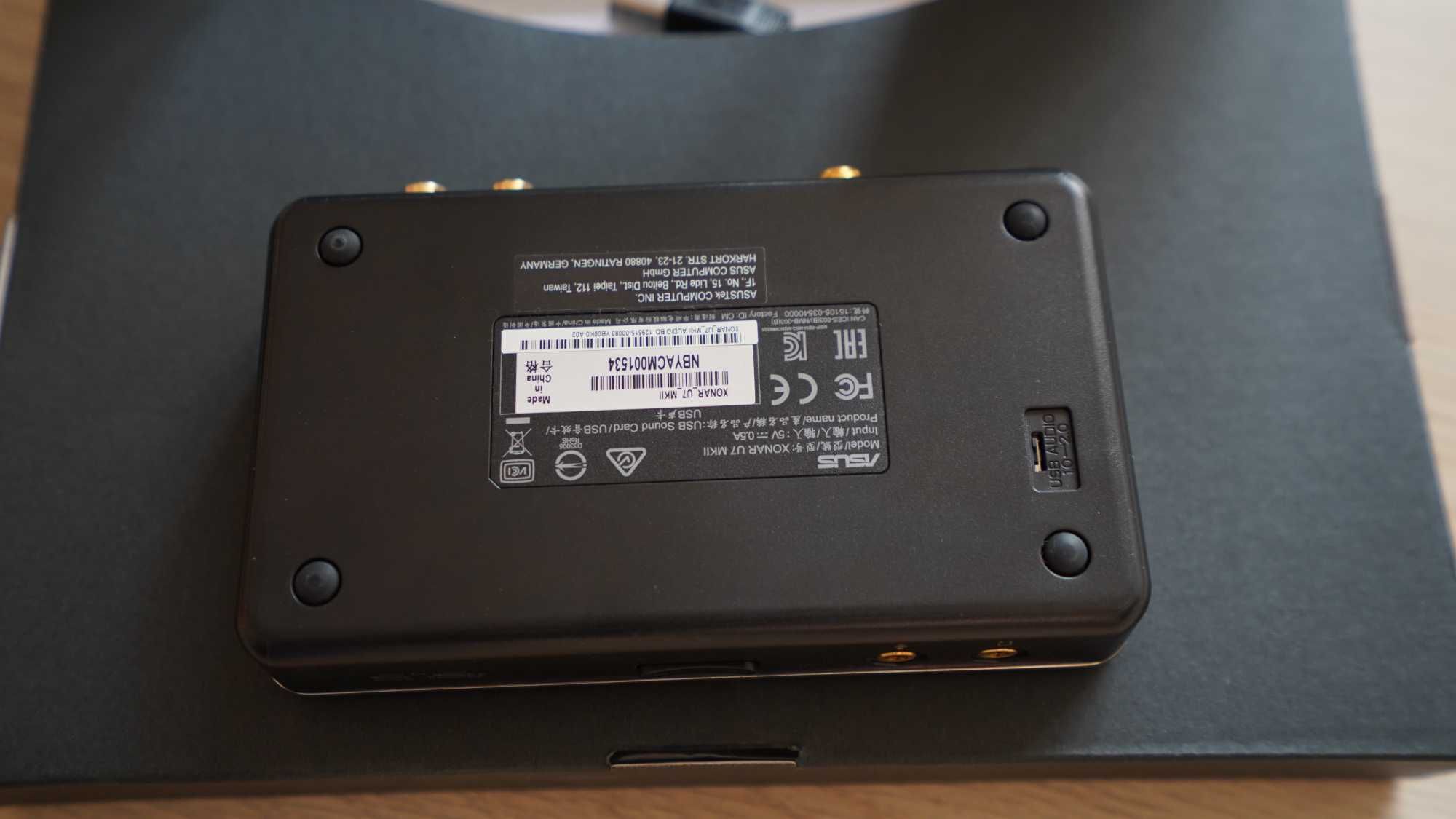 ASUS Xonar U7 MKII – външна USB 7.1 звукова карта – 140 лв.