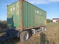 Remorca cu container marin