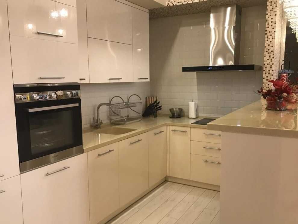 Дава се под наем Тристаен апартамент в Пловдив, Мараша - 90 кв.м за 367.2 € - Снимка #2