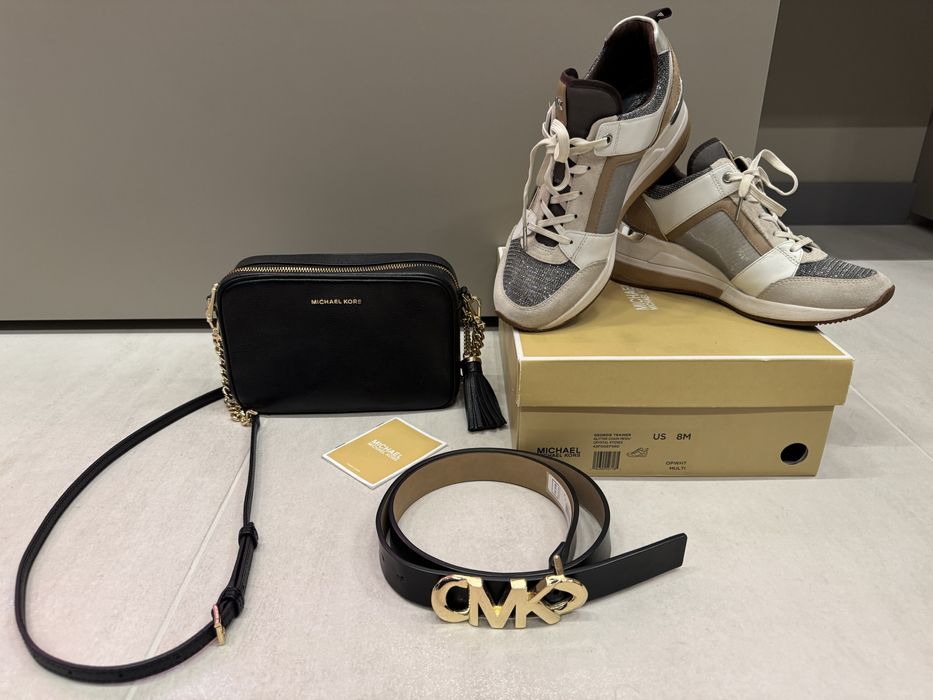 Колекция Michael Kors -  черна чанта от естествена кожа