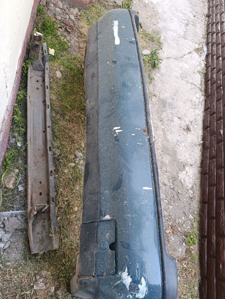 Бампер пассат б4