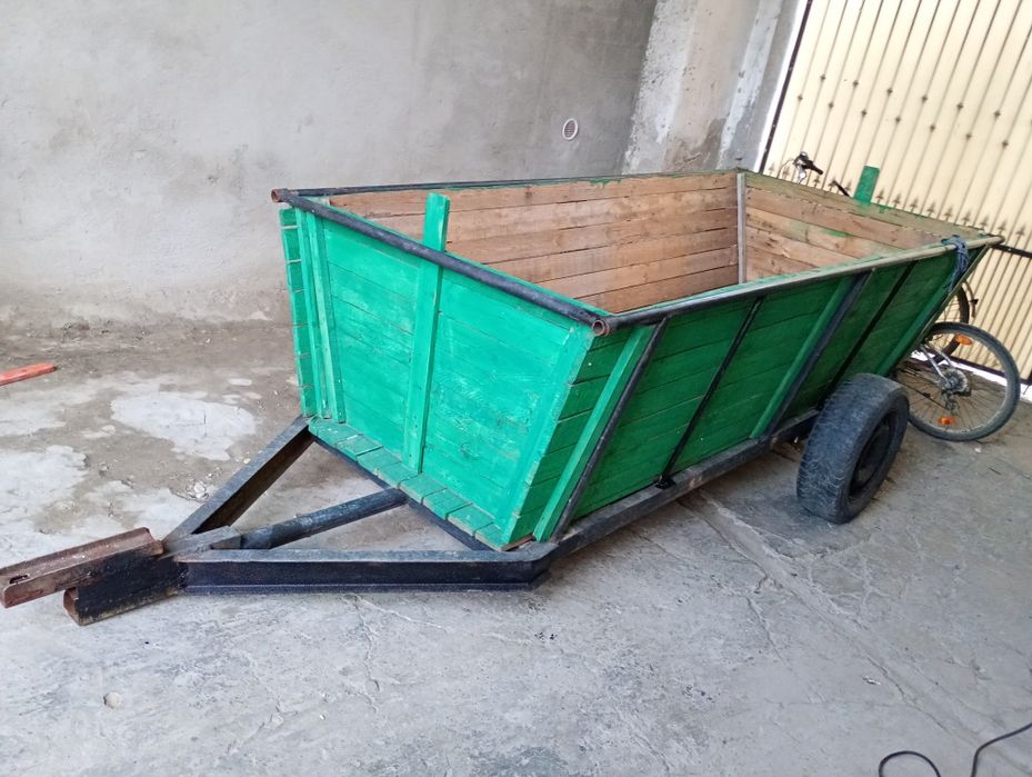 Remorca mono acxa lungime 3 metri cu sistem de frânare cu grup