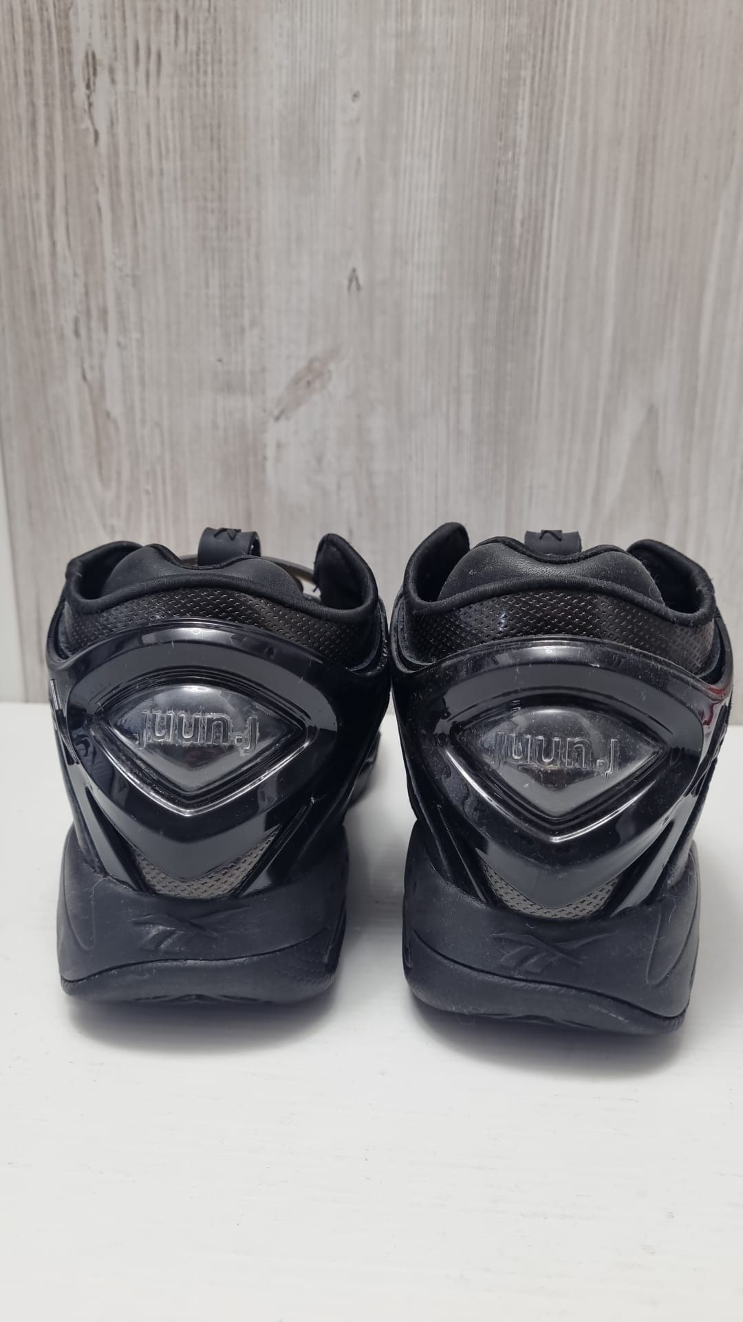 Reebok pump court X Juun.j Sneaker Black Limited Edition marime 39