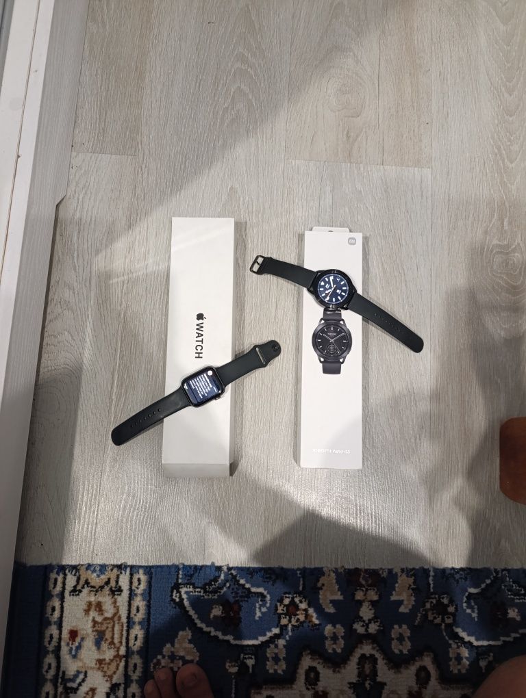 Продам : 1) Apple watch se 2) Xiaomi watch s3