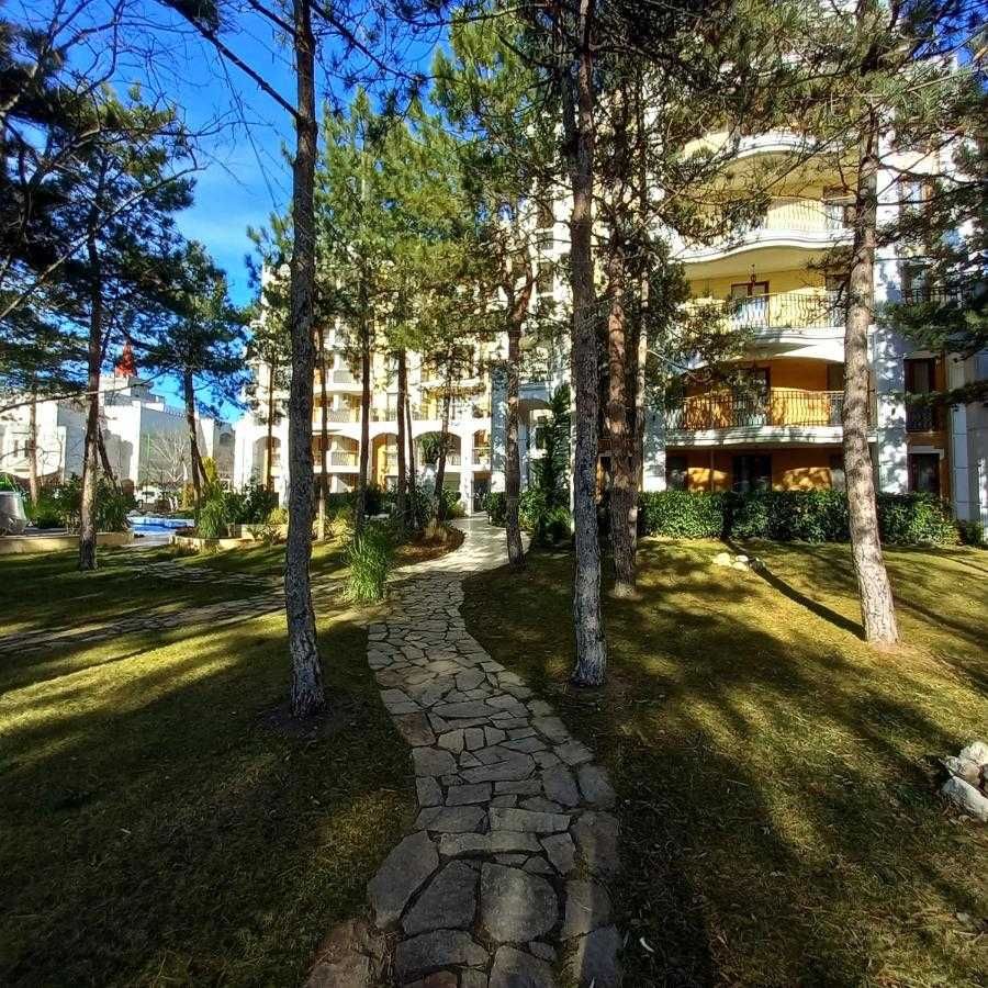 Дава се под наем Двустаен апартамент в к.к. Слънчев бряг - 50 кв.м за 350 € - Снимка #14