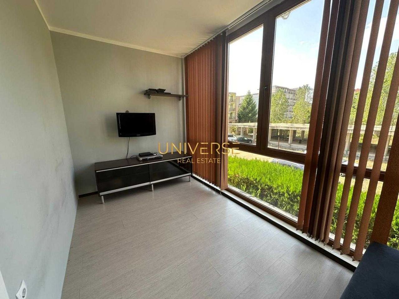 Продава се Тристаен апартамент в к.к. Слънчев бряг - 75 кв.м за 1067 €/кв.м - Снимка #5