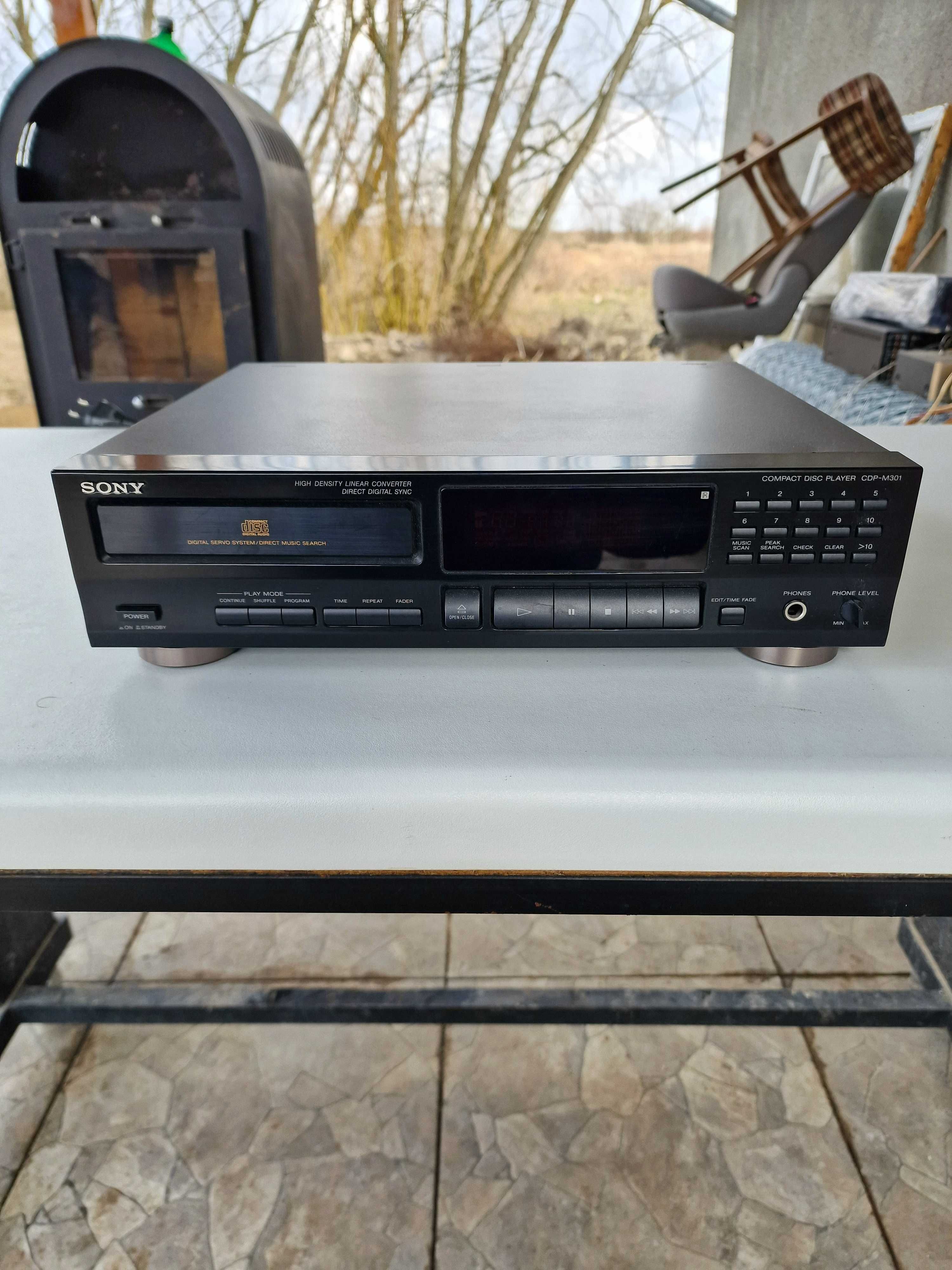 Compact Disc Player Sony Model: CDP-M301, in stare excelenta!