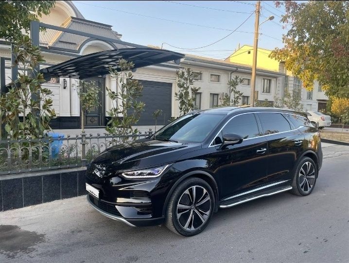 Продажа машина BYD tank gibrit