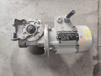 Motor electric trifazat cu reductor, 0.18kW, 199rpm