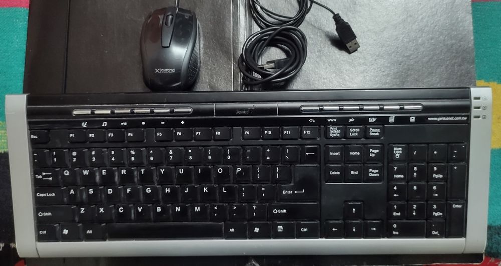 Vand tastatură"Genius"+mouse