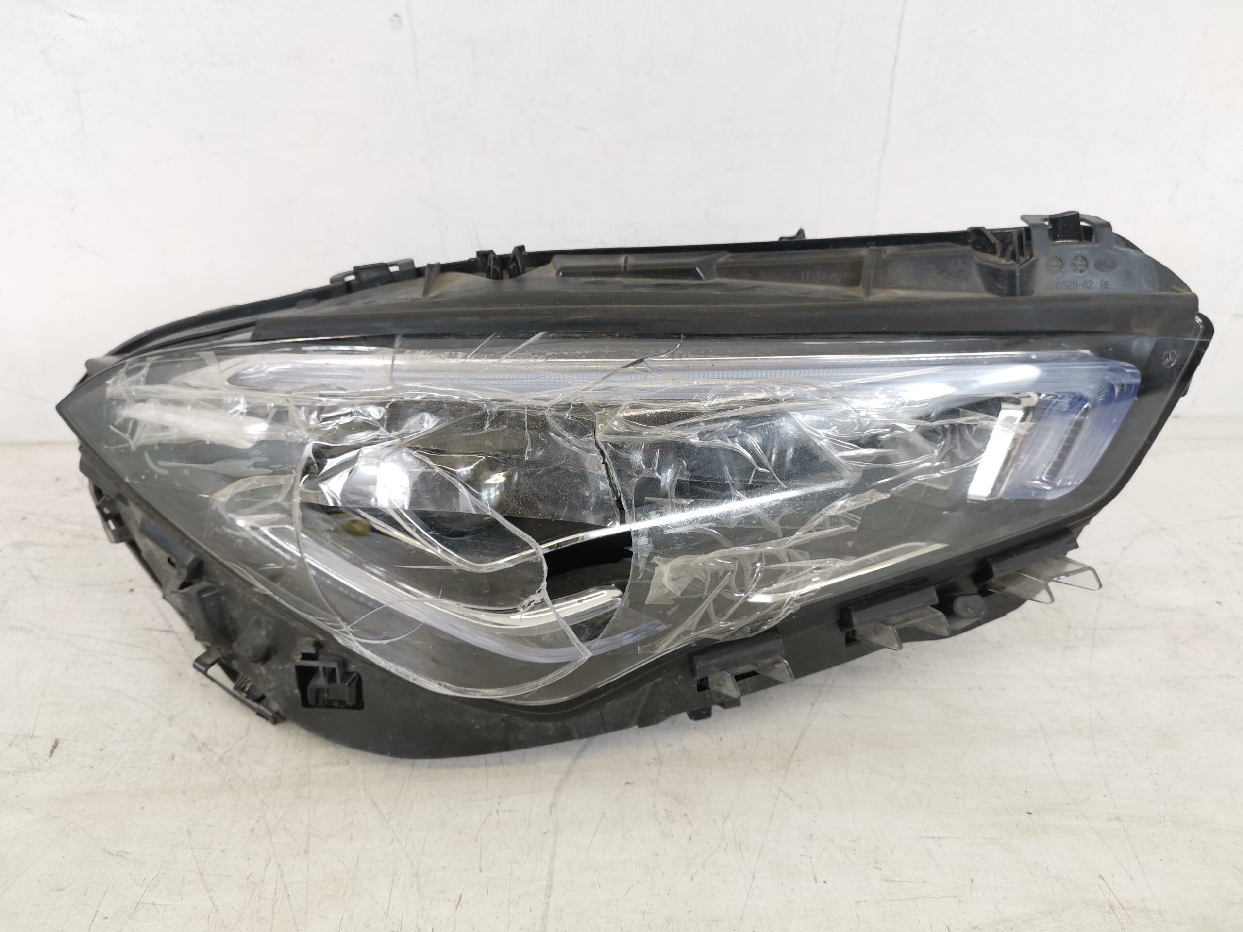 Десен фар Led динамичен Мерцедес-Бенц / Mercedes-Benz CLA-Class C118 П