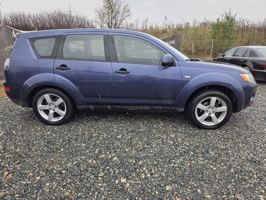 Mitsubishi Outlander 2008 -  2.2 Di-D 177CP - 4x4 - Clima!