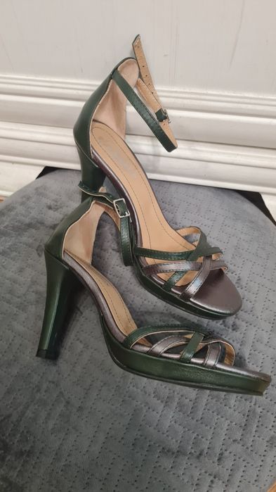 Sandale piele marimea 34