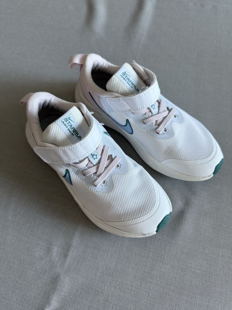 Маратонки Nike, р.32