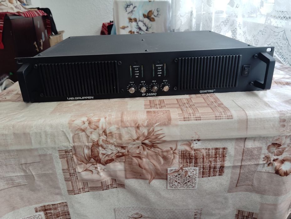Amplificator audio profesional lab gruppen fp 2400 cu patru canale