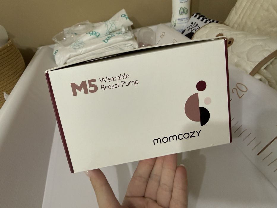 Momcozy M5 двойна помпа за кърма