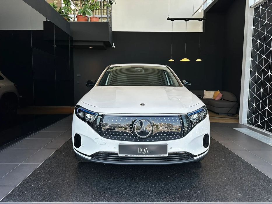 Mercedes-Benz EQA Mercedes Benz EQA 250+ - Autoturism nou