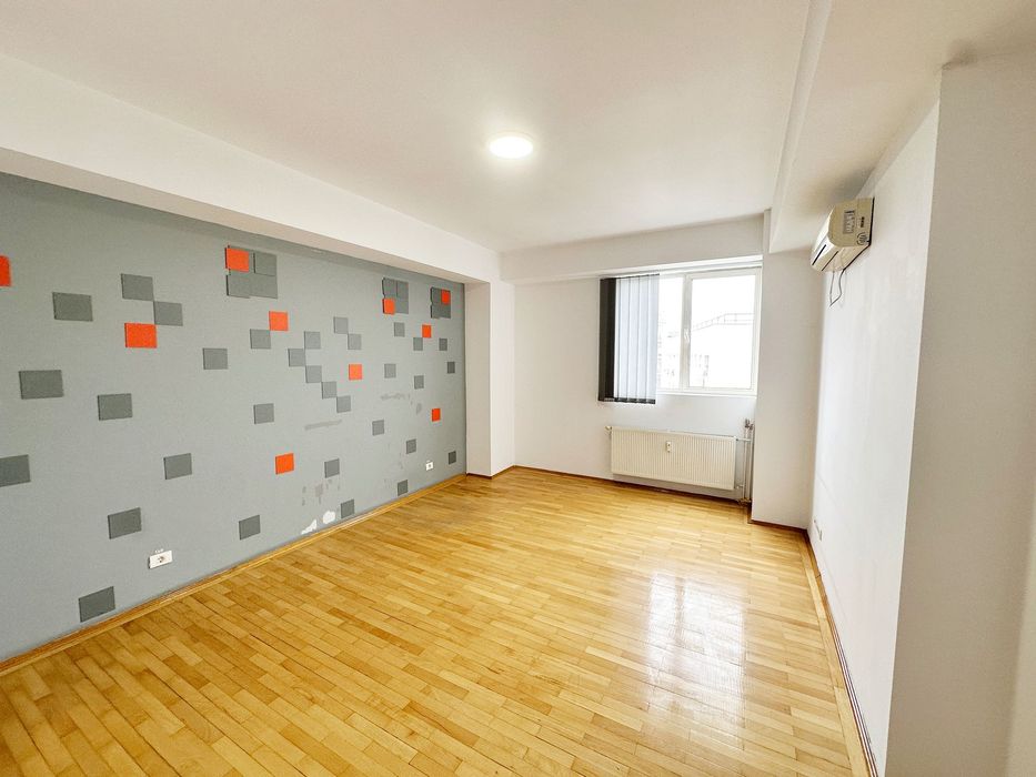 Bd. Unirii apartament spatios, 118 mp + 30 mp terasa
