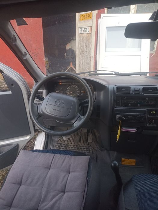 Toyota Hiace 2003 diesel 2.4 recent adus din austria