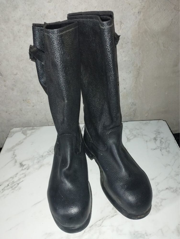 Продам кирзовые сапоги