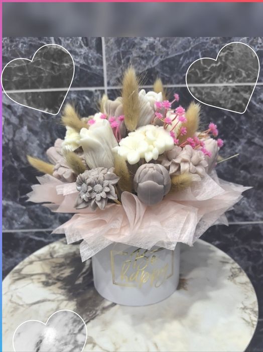 Букет от вечни и ароматни цветя