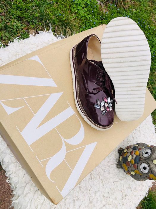 Pantofi fata ZARA-marinea 32,,inter 20,5cm,ca piele,Geox,Guess,Michae