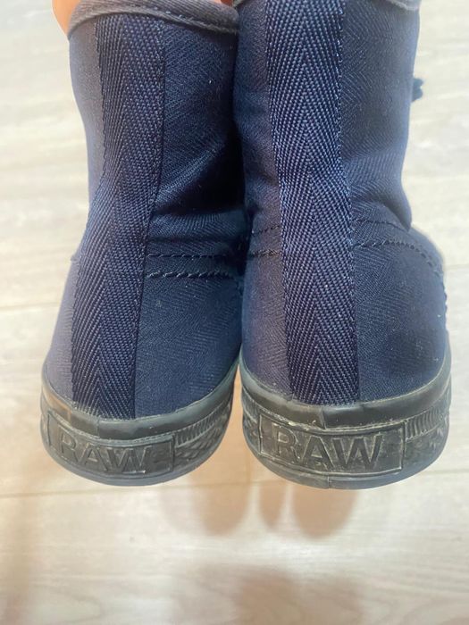 Vand ghete  G-STAR RAW impecabili ,marimea 40