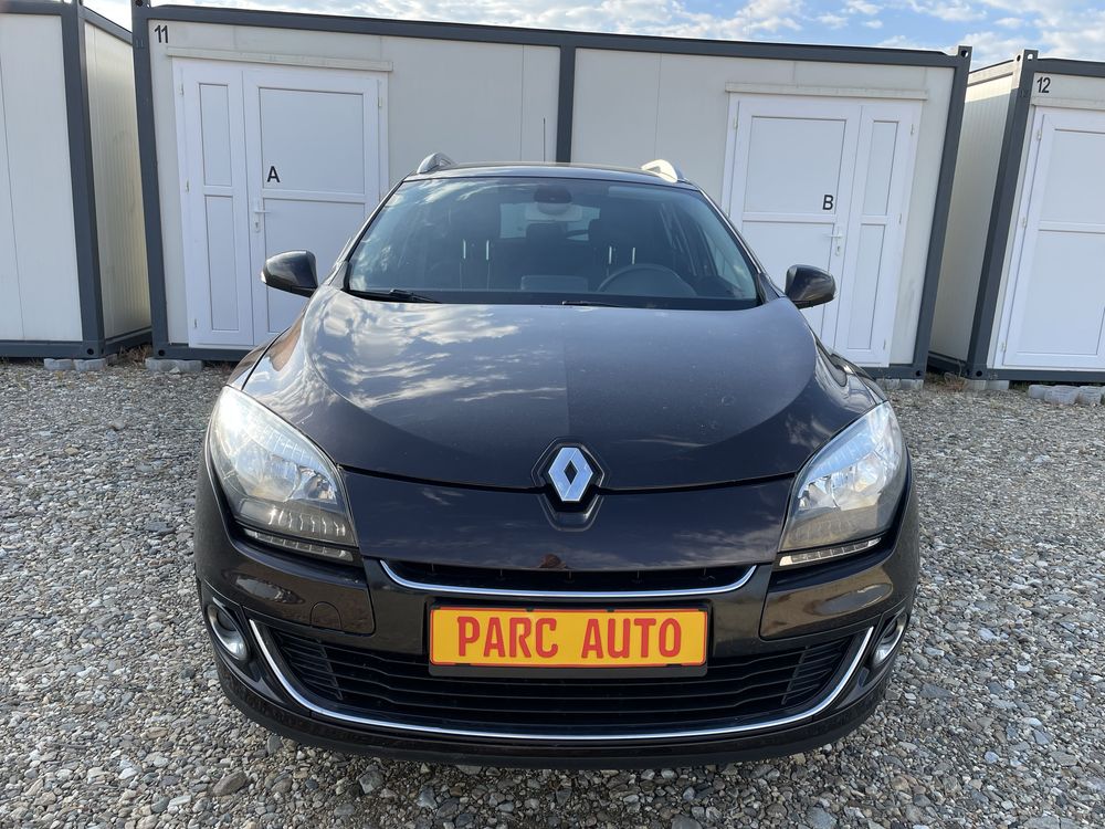 Megane 3 1.5dci TomTomEdition/Led/KeylessGO/Navigatie/Jante/Clima